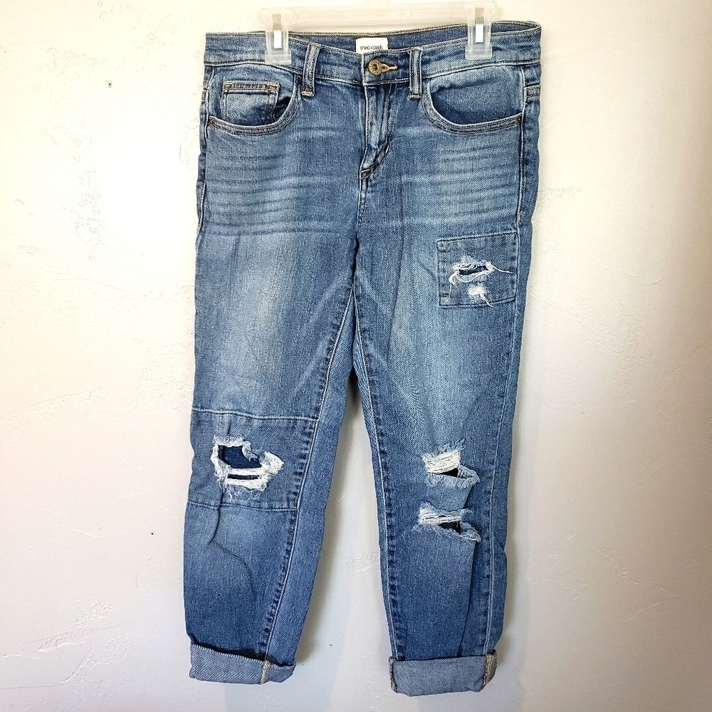 Sneak Peek Mid Rise Distressed Patch Jeans Size 3 Cropped Capri Ankle